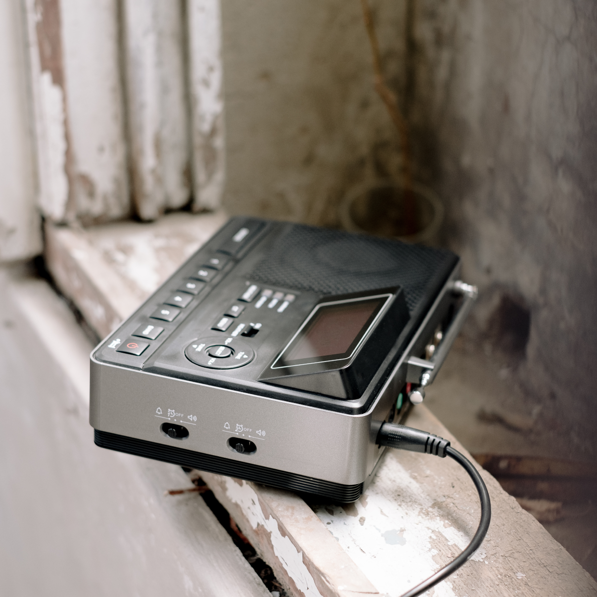 CL100 AM /FM/ Weather Alert Clock Radio│SANGEAN Electronics