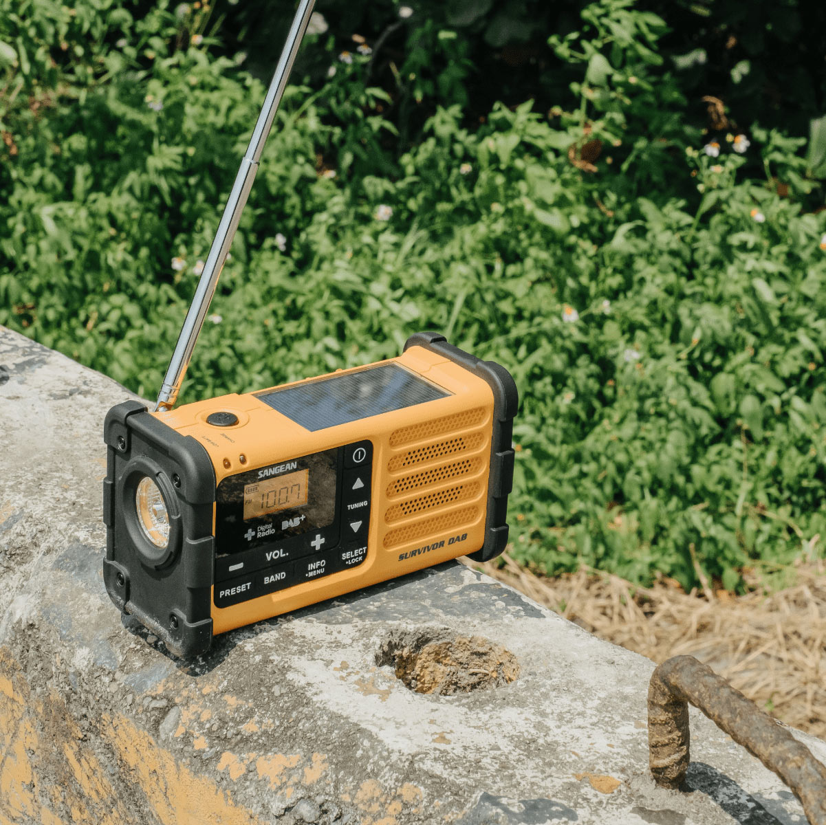 MMR-88 DAB+/FM Multi-Powered Radio│SANGEAN Electronics