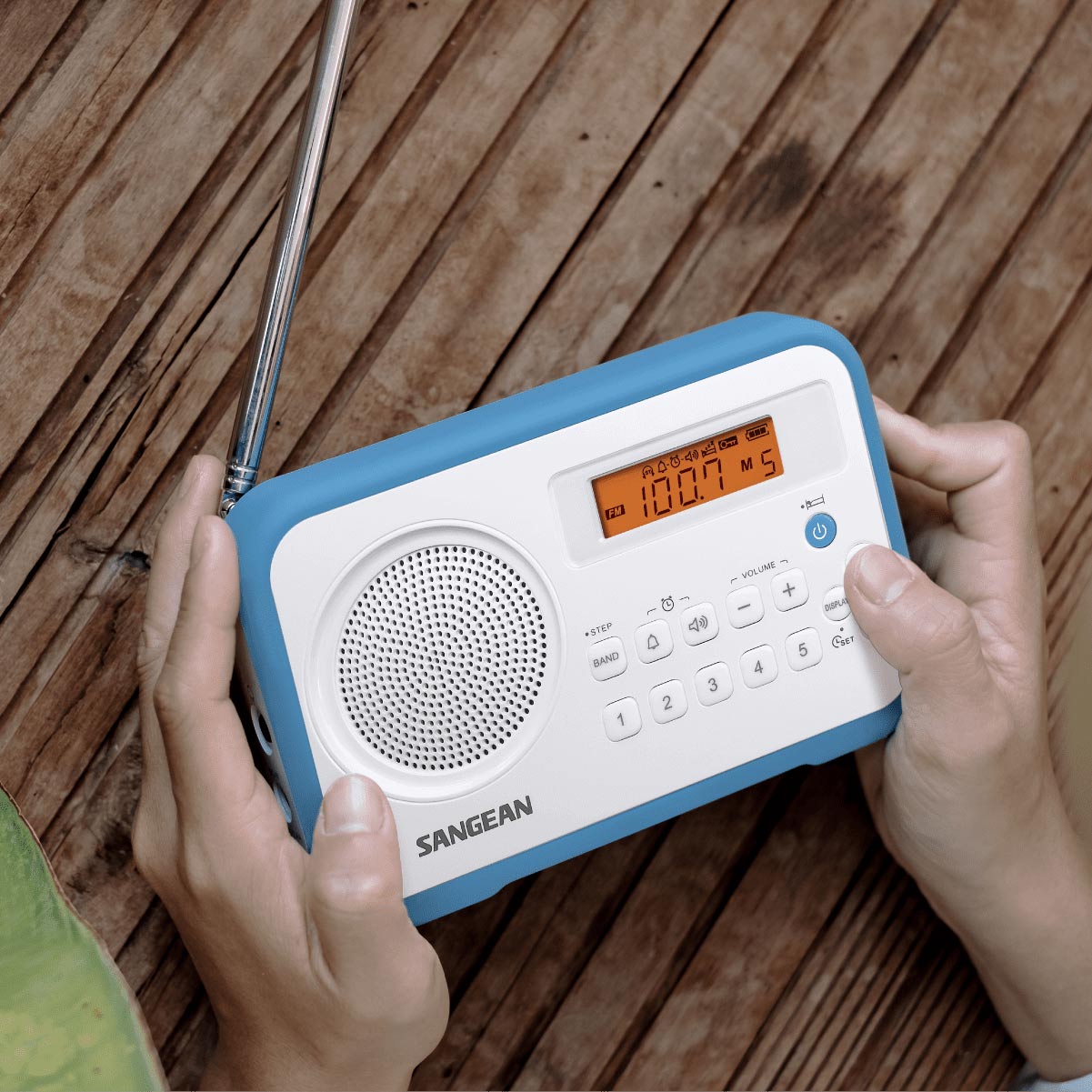 PR-D18 AM/FM-Stereo Digital Tuning Radio│SANGEAN Electronics
