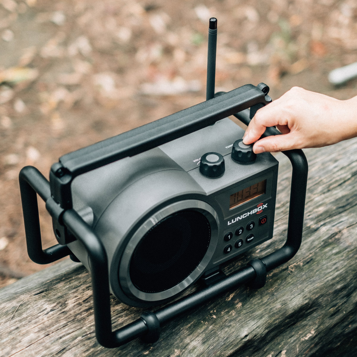SG-102 AM / FM Ultra-Rugged Radio│SANGEAN Electronics