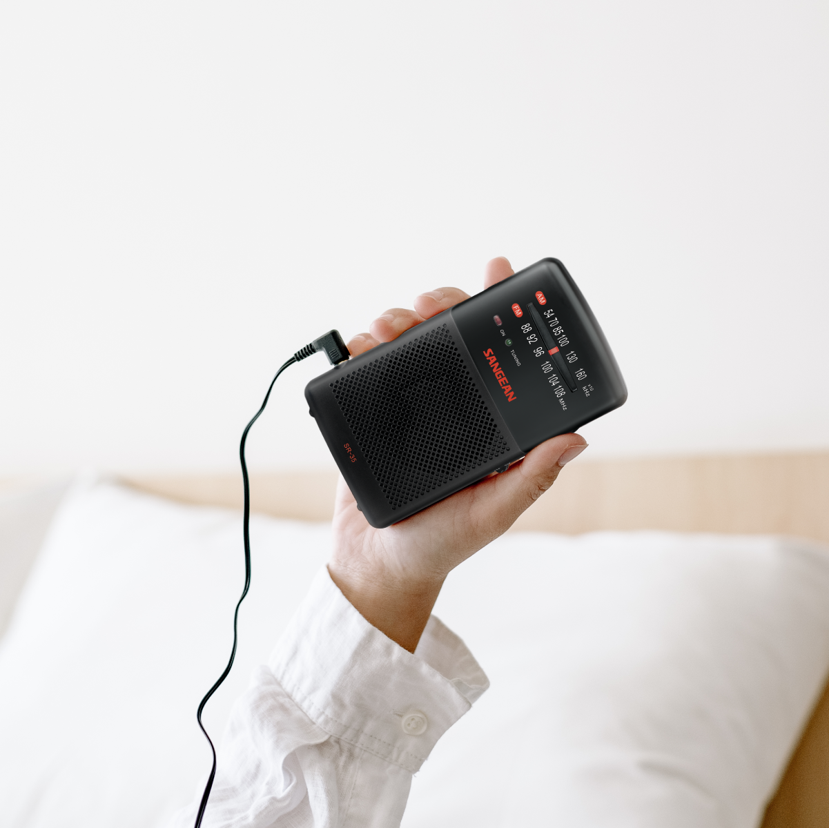 SR-35 AM / FM Pocket Radio│SANGEAN Electronics