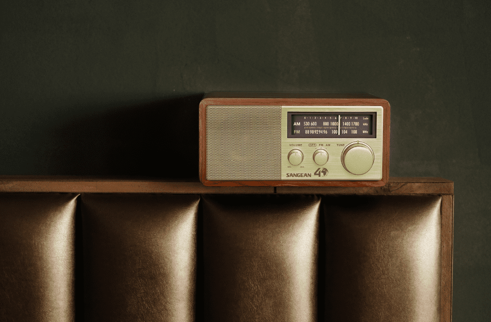 WR-11SE AM / FM Wooden Cabinet Radio│SANGEAN Electronics