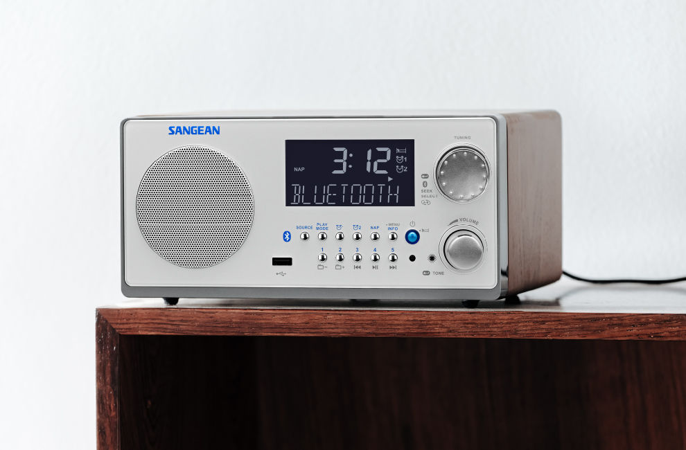 WR-22 AM/FM/USB/BT Digital Tuning Radio│SANGEAN Electronics