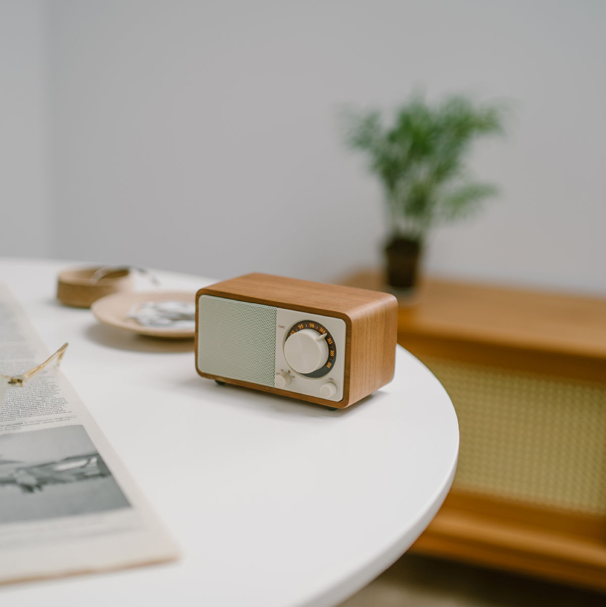 WR-7 PLUS FM / BT / AUX Wooden Cabinet Radio│SANGEAN Electronics